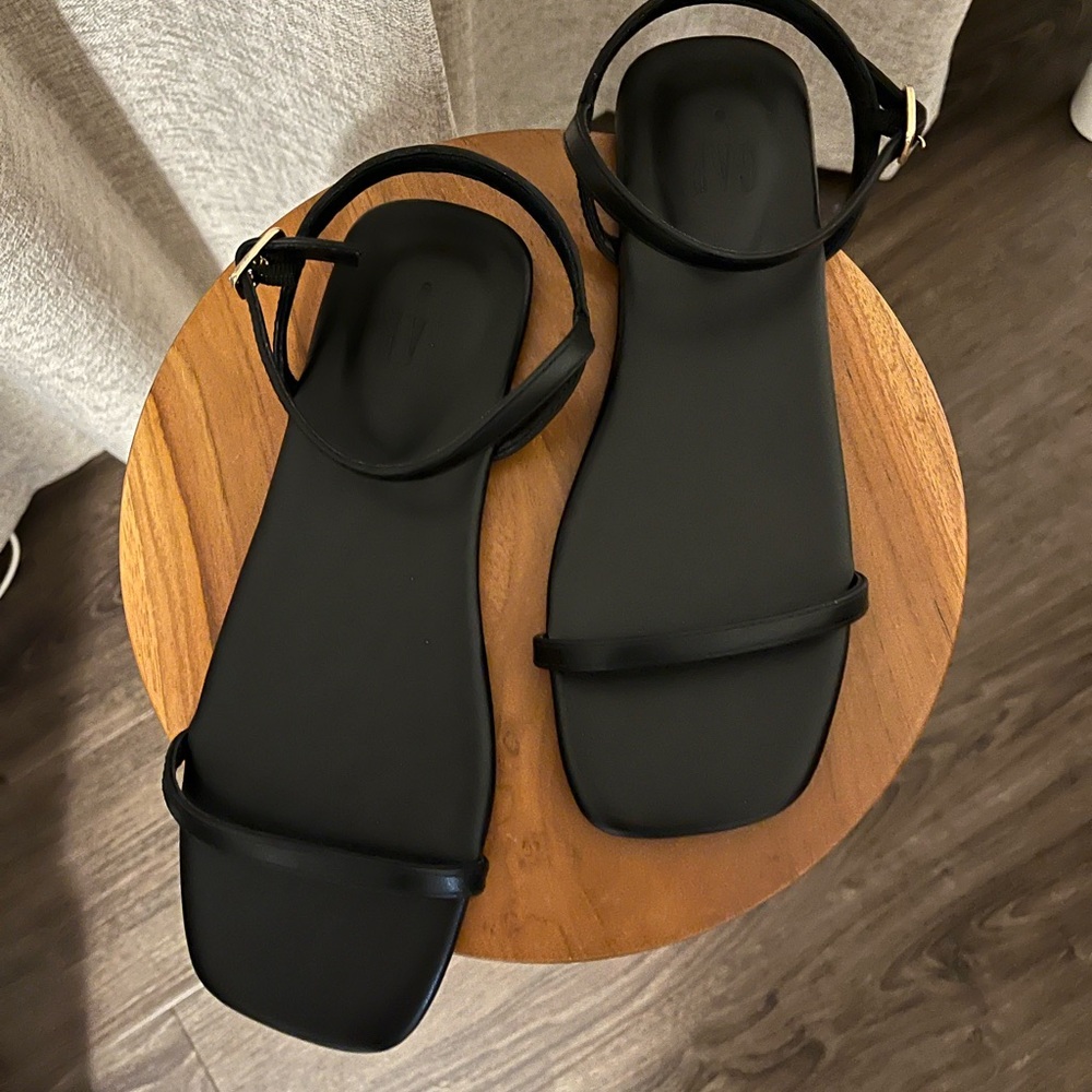 GAP Black Women's Sandals